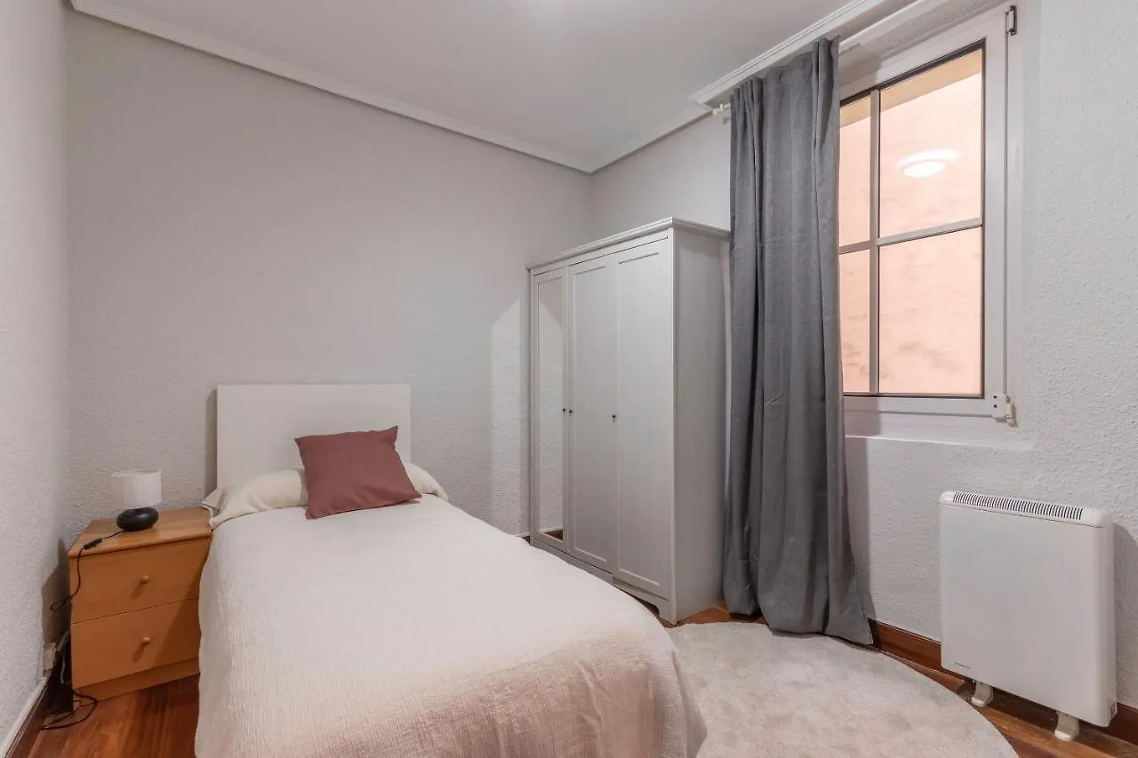 Apartamento Travesia Uribitarte Apartment Bilbao Spain